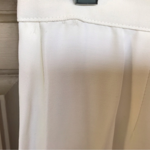 Vintage 2PC Beauty Jacket/Skirt Sz8 Embroidered Creme Self Buttons Shoulder Pads - Picture 11 of 11